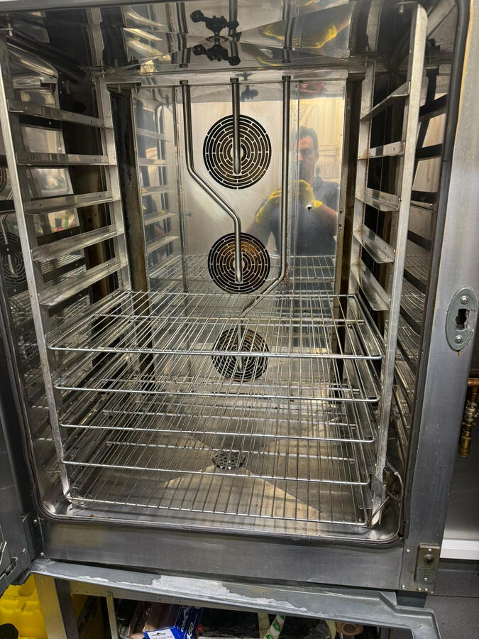 After- Oven deep clean -Hitchin